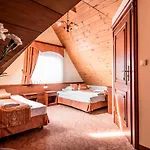 Magnat Spa, Jacuzzi, Sauna, Teznia Solankowa Alojamento de Acomodação e Pequeno-almoço 3*