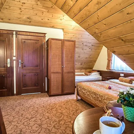 Bed & Breakfast Magnat Spa, Jacuzzi, Sauna, Teznia Solankowa 3*