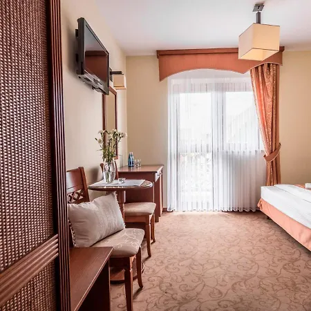 Magnat Spa, Jacuzzi, Sauna, Teznia Solankowa 3* Bialka Tatrzanska