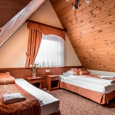 Alojamento de Acomodação e Pequeno-almoço Magnat Spa, Jacuzzi, Sauna, Teznia Solankowa
