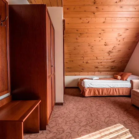 Magnat Spa, Jacuzzi, Sauna, Teznia Solankowa Alojamento de Acomodação e Pequeno-almoço